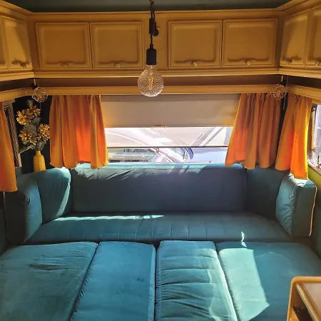 Przyczepa Kempingowa Bombaj Camping